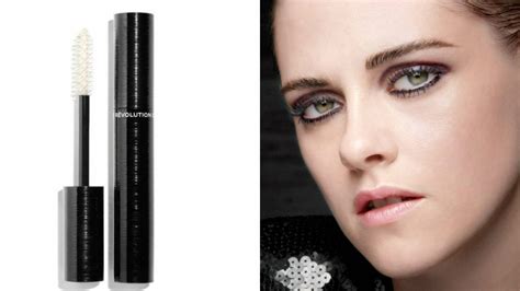 mascara chanel revolution